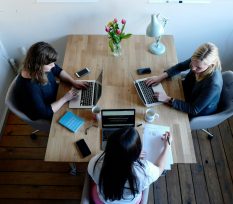 cowomen-7Zy2KV76Mts-unsplash (1)